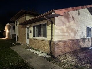 Property Photo:  108 Algonquin Street  IL 60466 