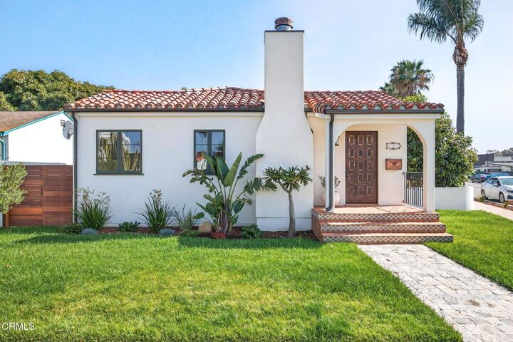 Property Photo: 622 South Evergreen Drive Drive CA 93003