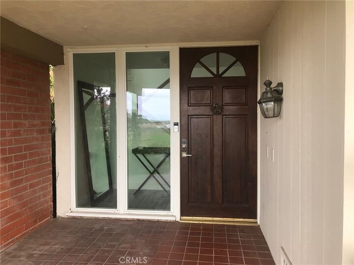 Property Photo:  1960 Vista Caudal  CA 92660 