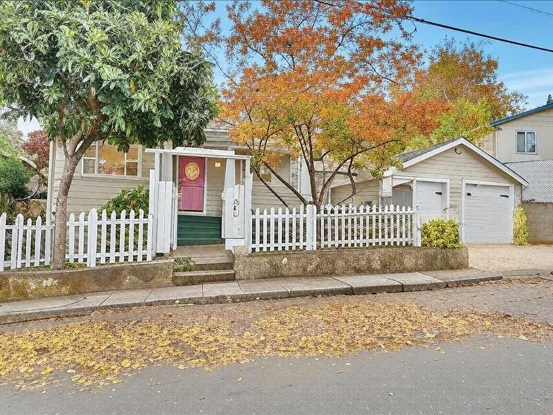 Property Photo: 206 N Church Street CA 95945
