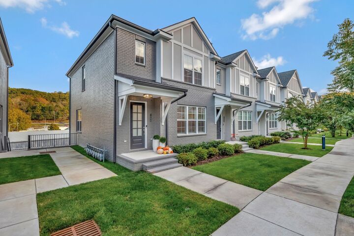 Property Photo: 7096 Westside Cir TN 37205