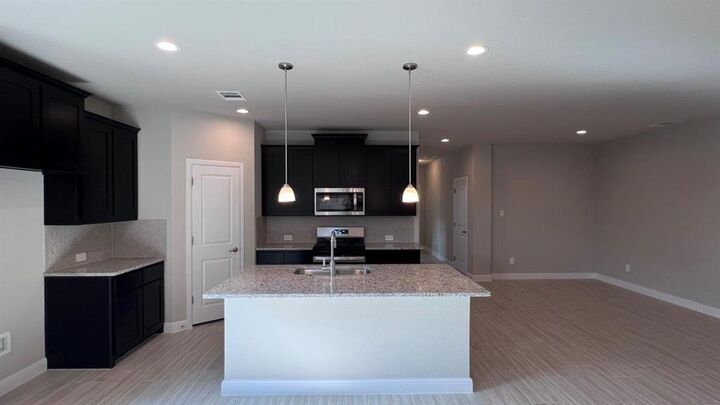 Property Photo: 125 Medina Lane TX 76078