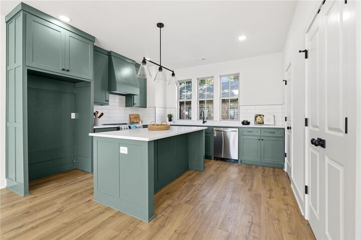 Property Photo:  442 E Martin Luther King Jr Boulevard  AR 72701 