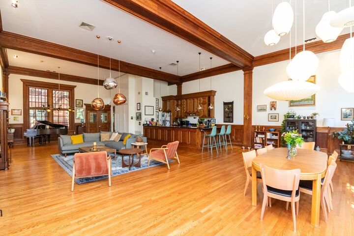 Property Photo: 28 Seaverns Ave 8 MA 02130