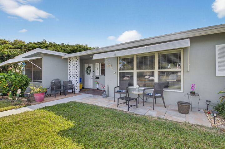 Property Photo: 762 High Point Boulevard N B FL 33445