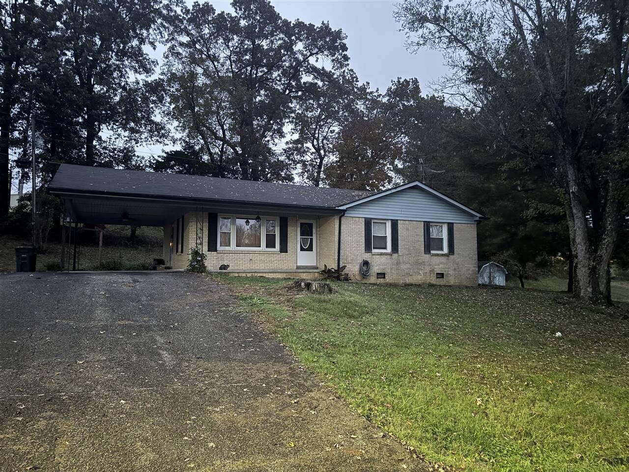 Property Photo:  204 Jim Bryant Avenue  KY 42164 
