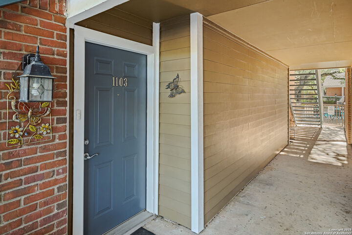 Property Photo: 13130 Blanco Rd Unit 1103 TX 78216