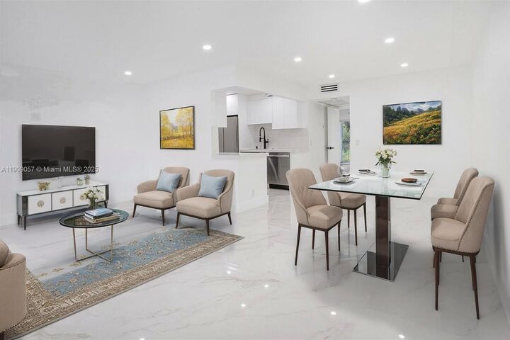 13250 SW 7th Ct 204L  Pembroke Pines FL 33027 photo