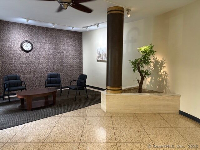 Property Photo:  91 Strawberry Hill Avenue Apt 925  CT 06902 