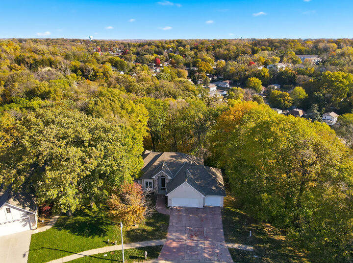 Property Photo: 1617 Oak Park Road IA 51503