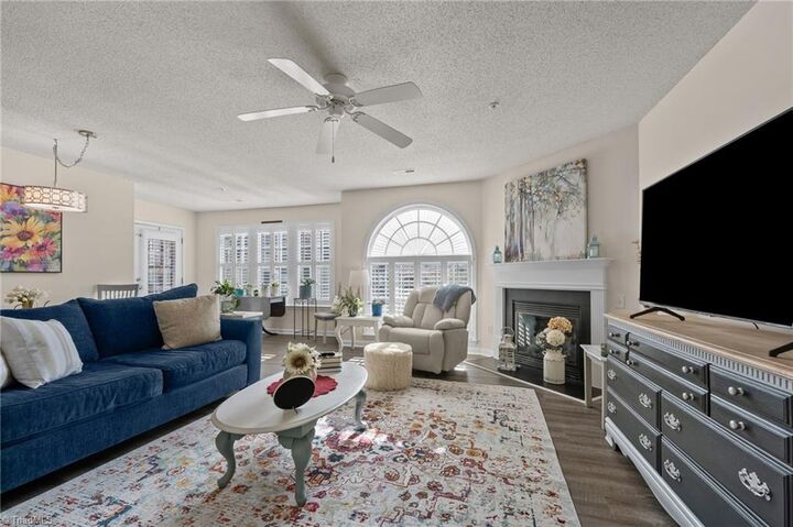 Property Photo: 4345 Cedarcroft Court 1D NC 27409