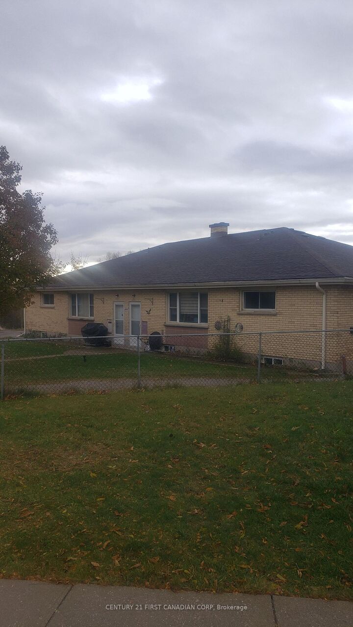 Photo de la propriété:  29 Balfour Place  ON N5W 4V7 