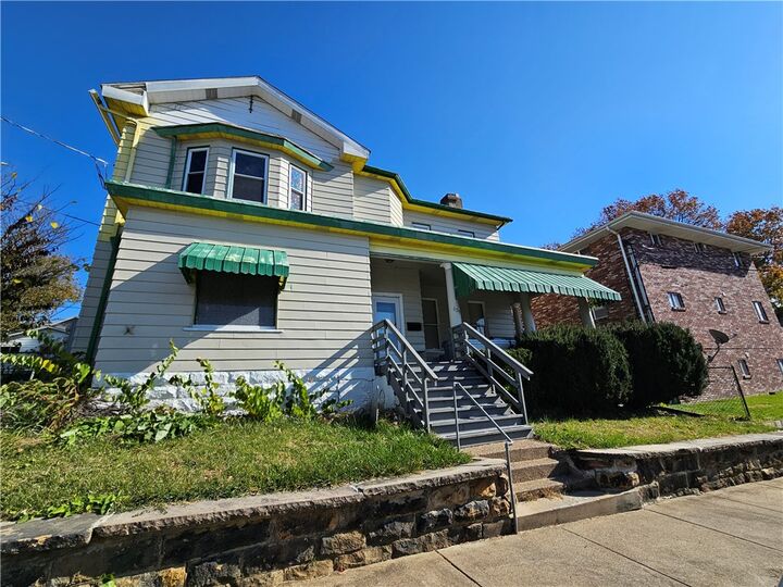 Property Photo: 629 R Walnut St PA 15642