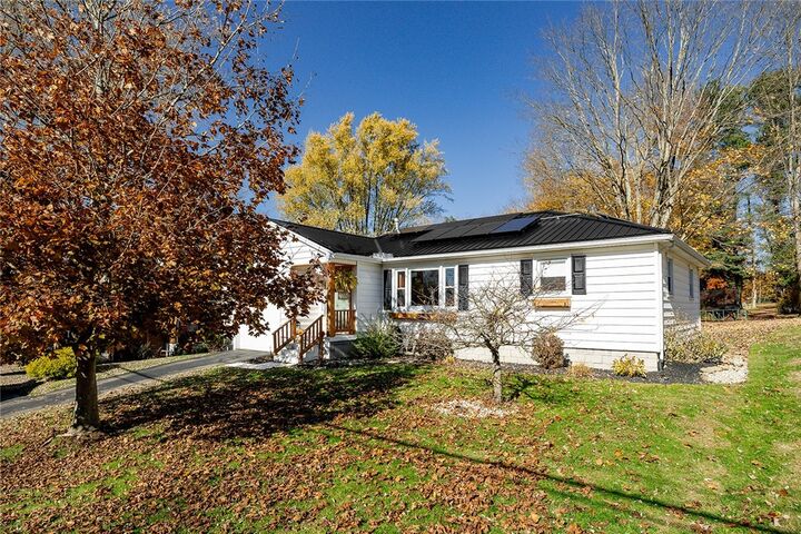 10 Fredonia Rd  Hempfield Twp PA 16125 photo