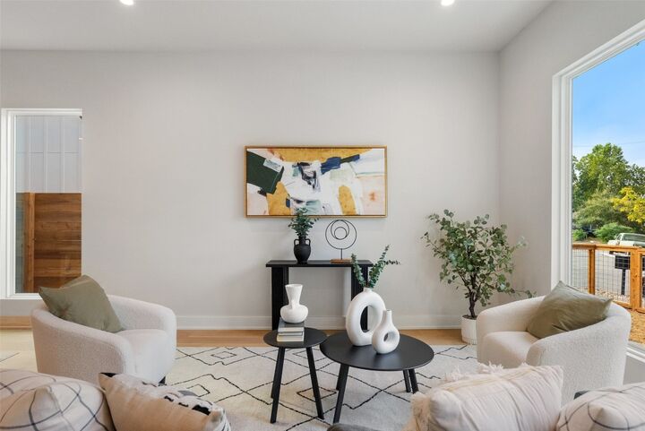 Property Photo: 2001 Rountree Drive 1 TX 78722