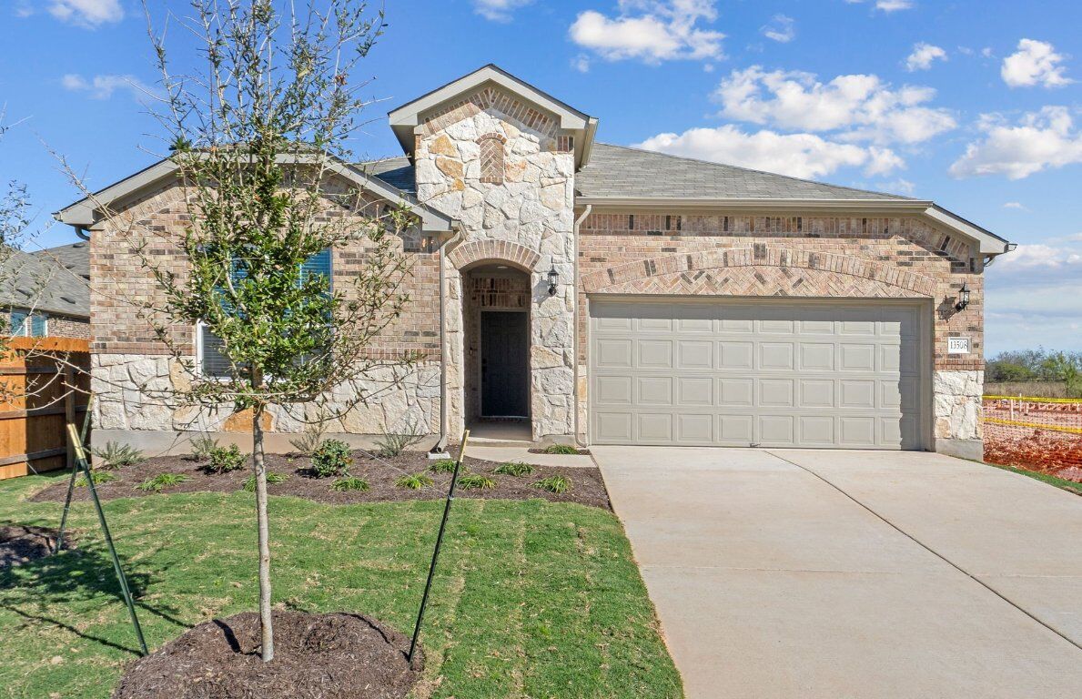 Property Photo: 13508 Cerro Castelan Trace TX 78653