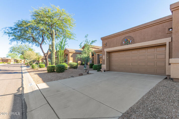 Property Photo:  7205 E Palo Brea Drive  AZ 85118 