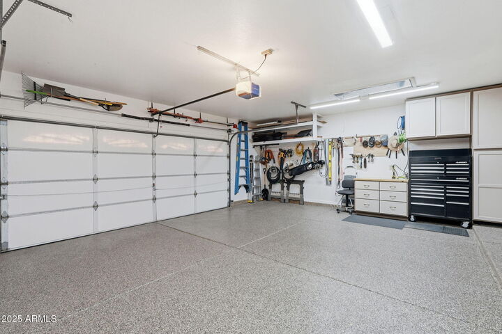 Property Photo: 8060 E Birdie Lane AZ 85118