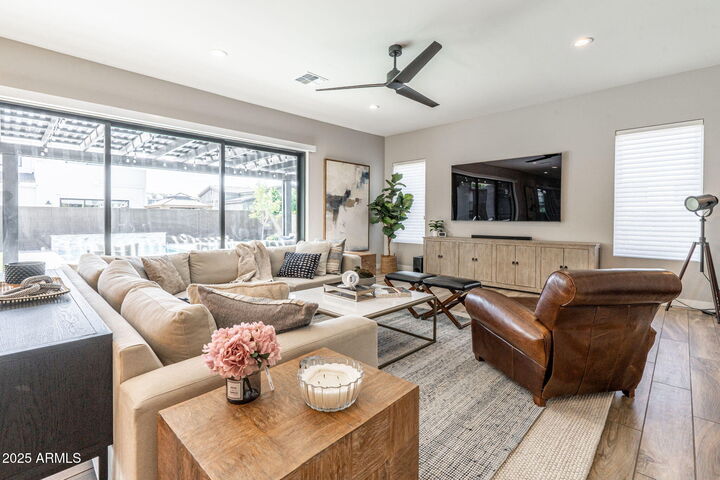 Property Photo:  3925 E Sagebrush Street  AZ 85296 