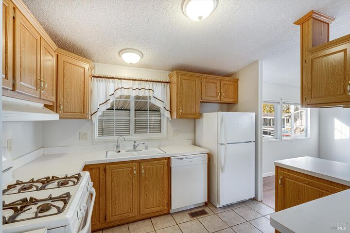 Property Photo:  146 Westgate Circle  CA 95401 