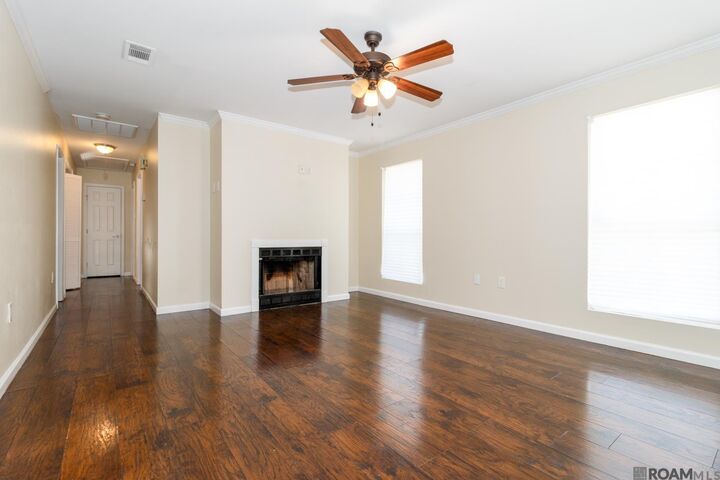 Property Photo:  910 Kathryn St  LA 70726 