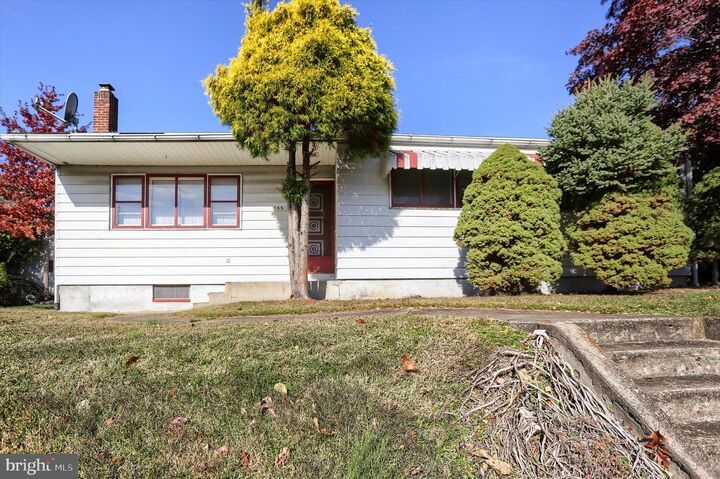 Property Photo: 555 Pine Street PA 17113