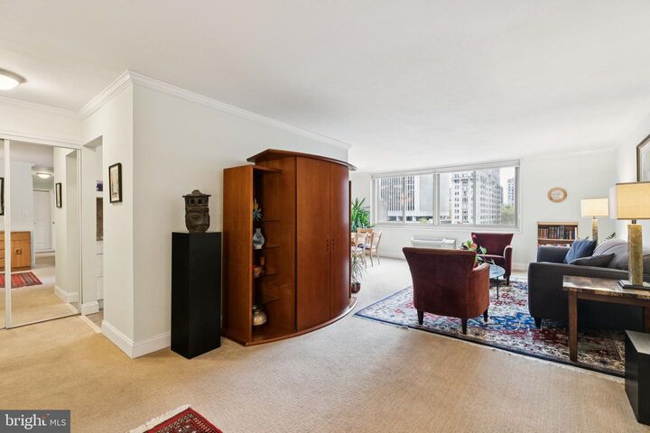 Property Photo:  1919 Chestnut Street 707  PA 19103 