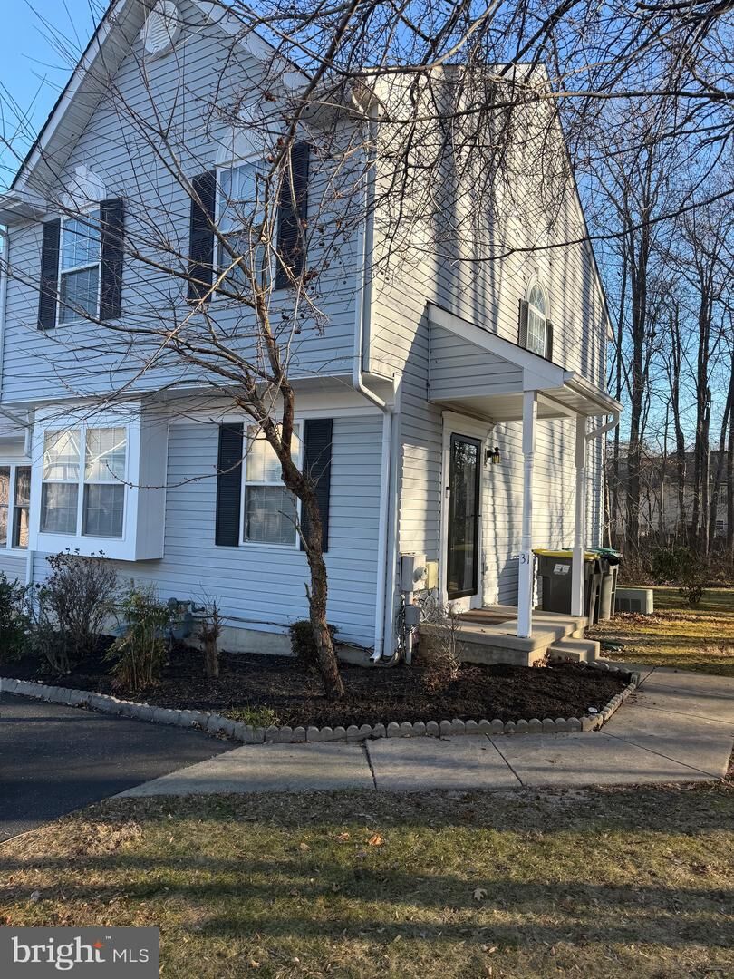 Property Photo:  31 Wildfire Lane  DE 19720 