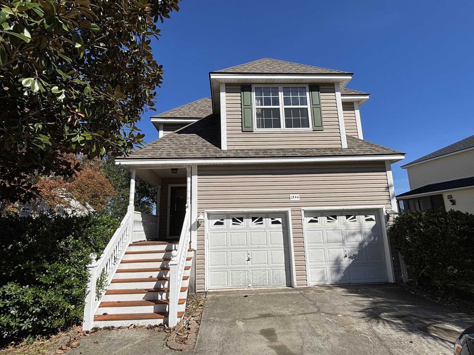 Property Photo:  1544 Ocean Neighbors Boulevard  SC 29412 