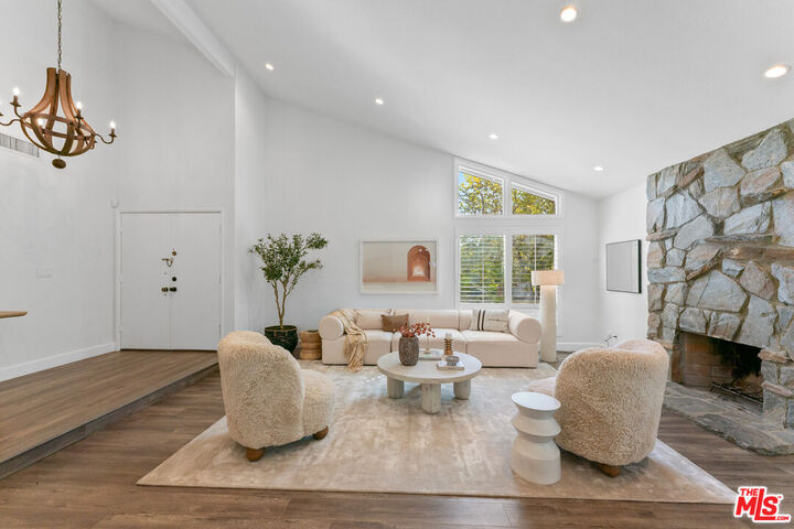 Property Photo:  18931 Granada Cir  CA 91326 