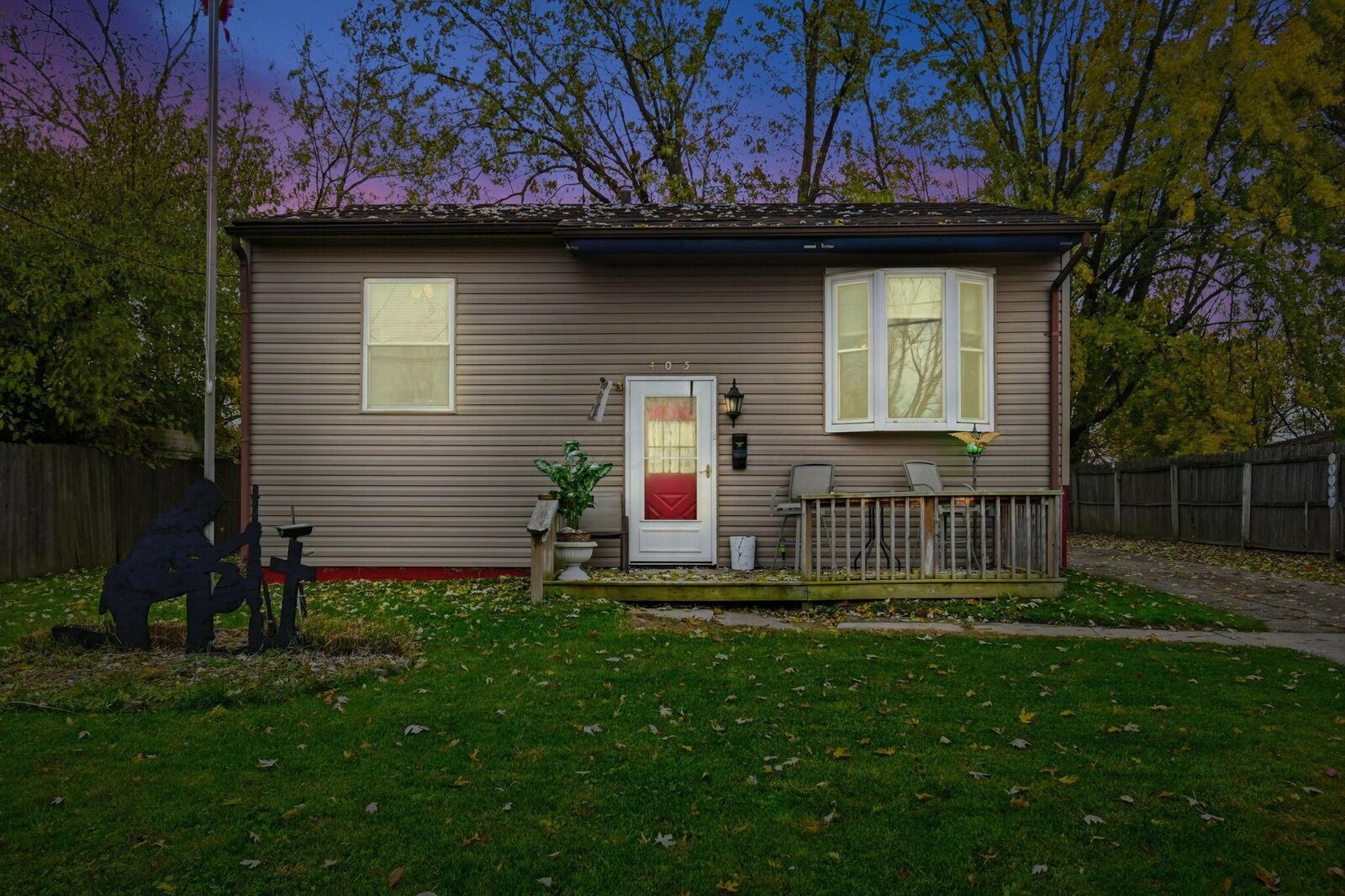 Property Photo:  405 Fairview Street  OH 43302 
