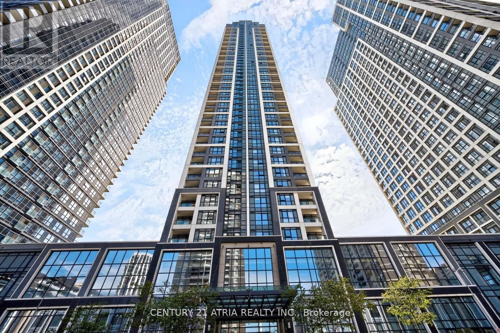 Property Photo:  7 Mabelle Avenue 1805  ON M9A 0C9 