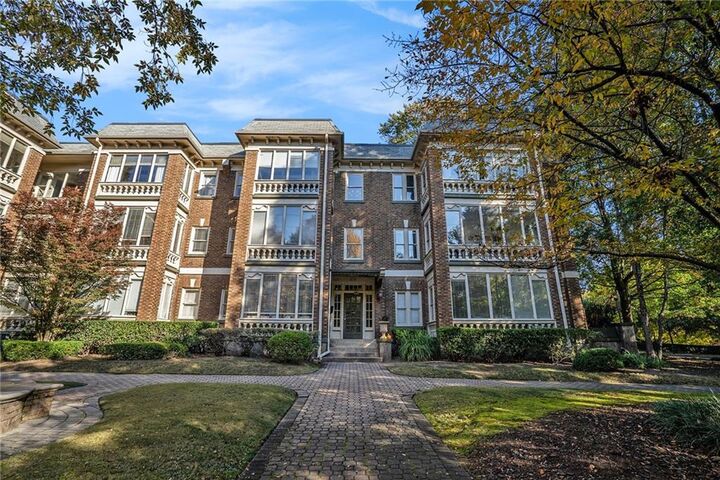 Property Photo: 272 14th Street NE 23 GA 30309