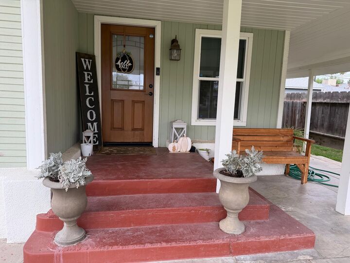 Property Photo:  1044 K Street  CA 93654 