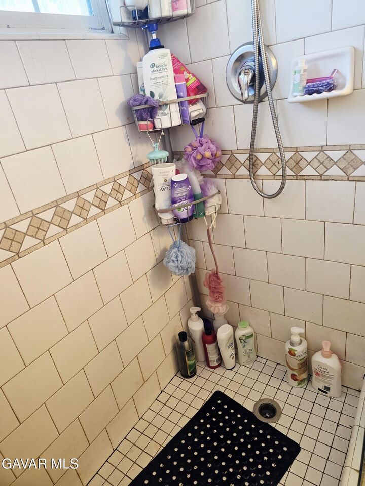 Property Photo:  44131 Elm Avenue  CA 93534 