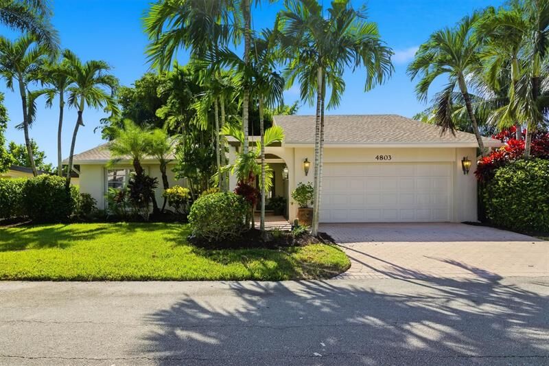 Property Photo: 4803 Queen Palm Ln FL 33319