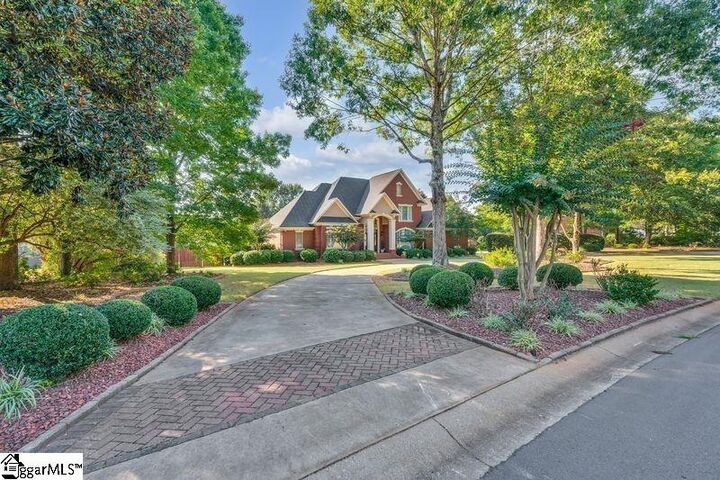 Property Photo: 137 Clearcreek Drive SC 29316