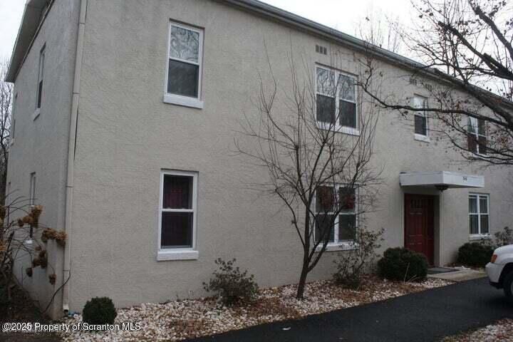 240 E Grove Street 4  Clarks Summit PA 18411 photo