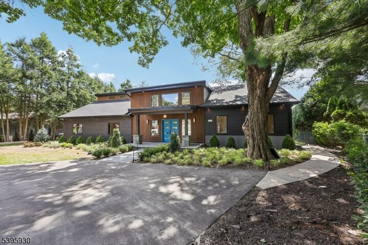 Property Photo:  12 Rocky Pt Rd  NJ 07421 