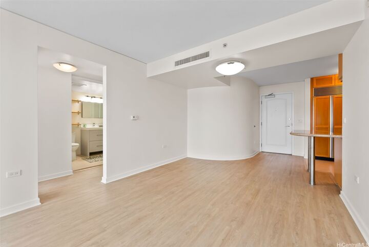 Property Photo:  1296 Kapiolani Boulevard Ii902  HI 96814 
