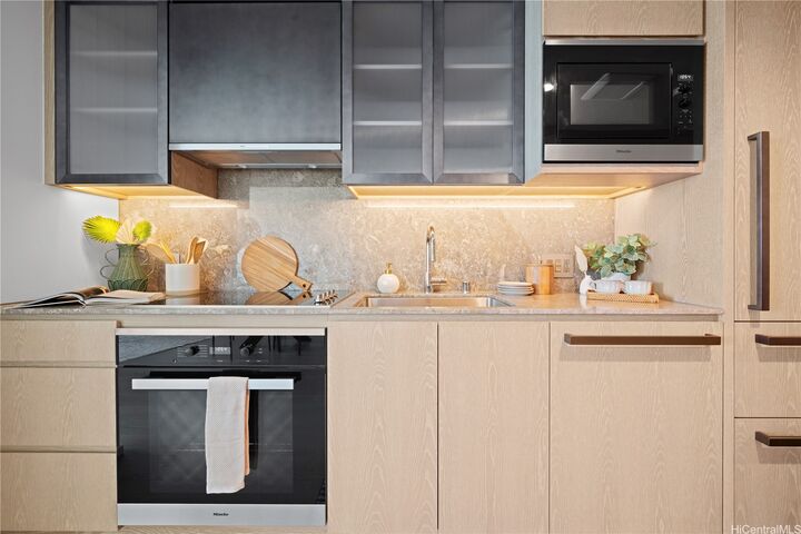 Property Photo: 1000 Auahi Street 3511 HI 96814