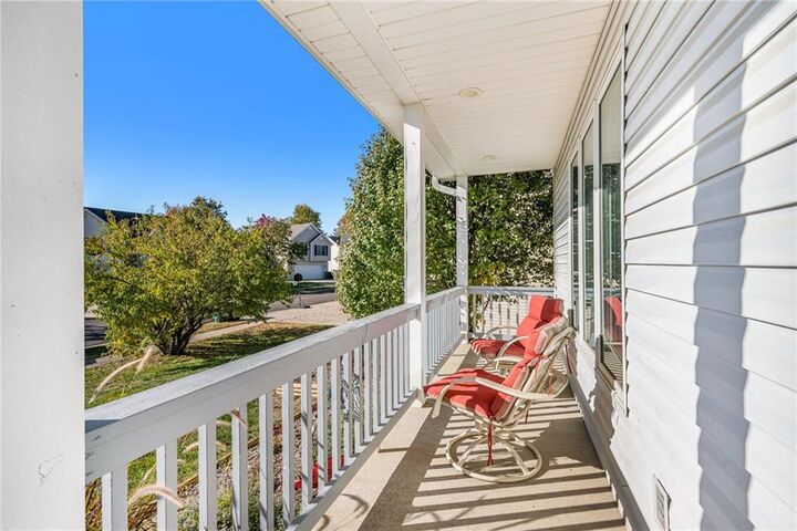 Property Photo:  1105 Baker Ridge Circle  MO 64079 