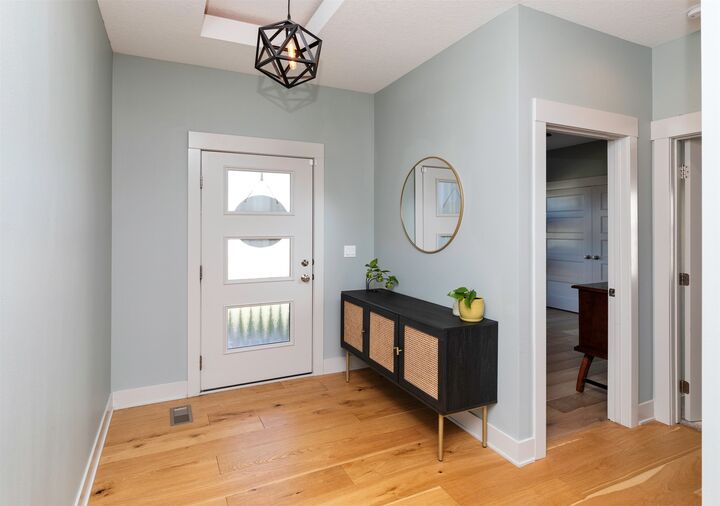 Property Photo:  961 Pelican Drive  IA 50226 