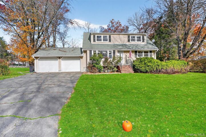 34 Poplar Street  Nanuet NY 10954 photo