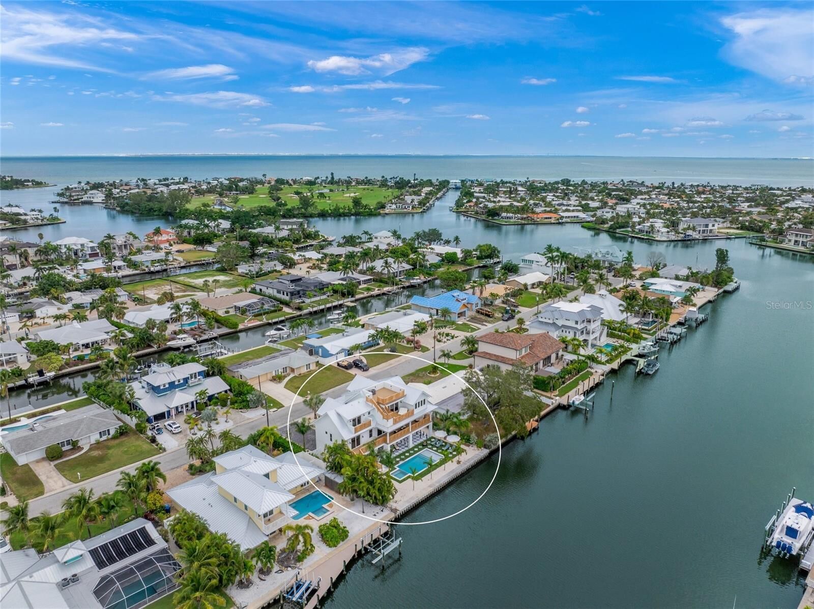 Property Photo: 525 68th Street FL 34217