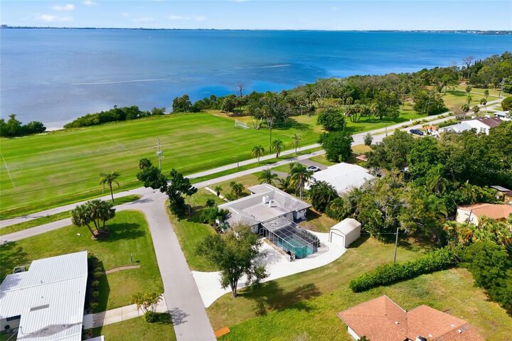 Property Photo: 6240 Uplands Boulevard FL 34243