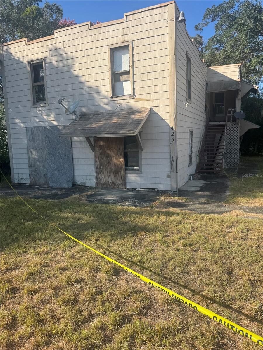 Property Photo: 425 Kissimmee Avenue FL 33853