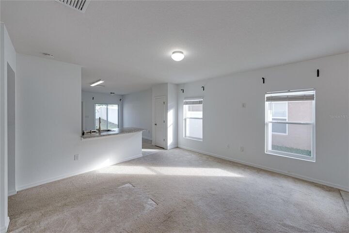 Property Photo: 14434 Dunrobin Drive FL 33598