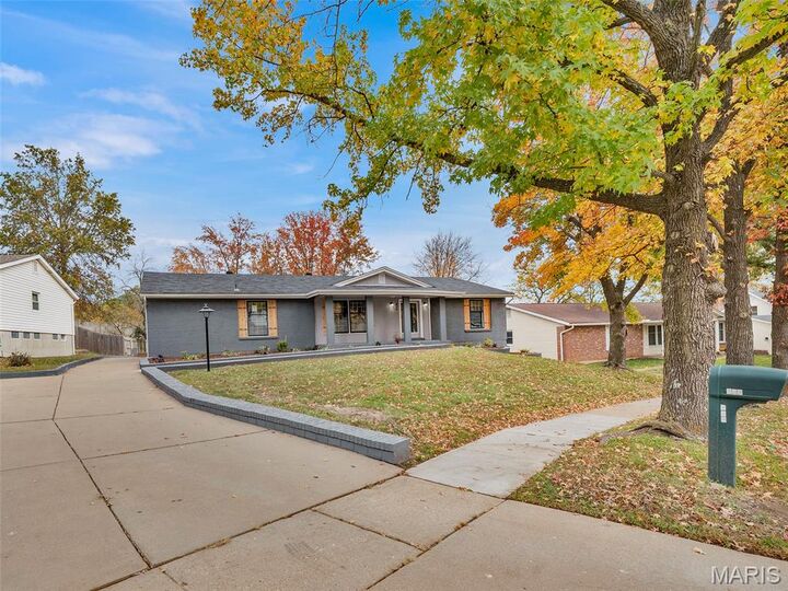 Property Photo:  828 Windmill Drive  MO 63011 