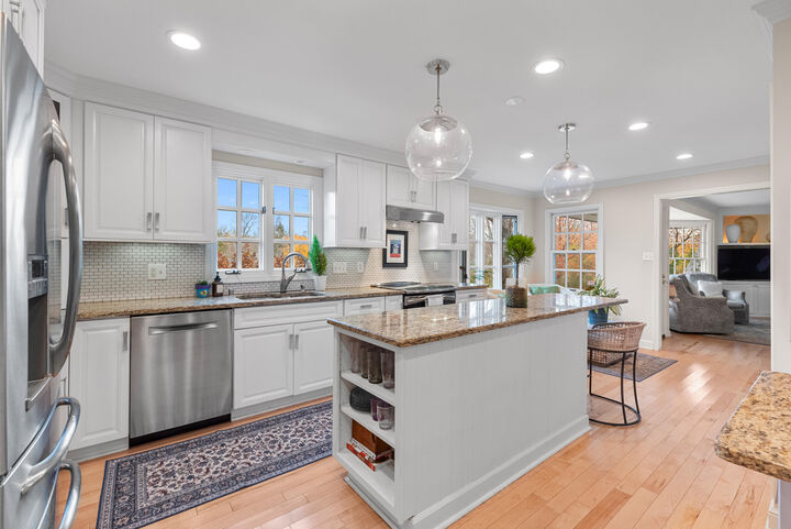 Property Photo:  10250 N Range Line Ct  WI 53092 